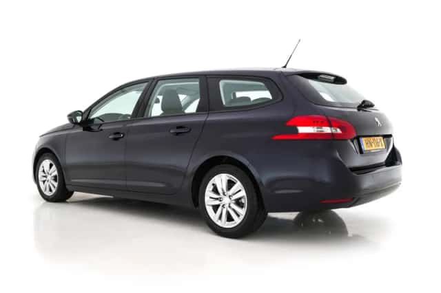 Peugeot 308 (2015) thumbnail 5