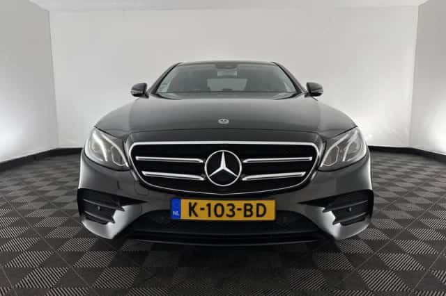 Mercedes-Benz E-Klasse (2018) thumbnail 3