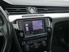 Volkswagen Passat thumbnail 16