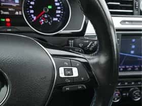 Volkswagen Passat (2015) thumbnail 18