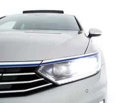 Volkswagen Passat (2015) thumbnail 31