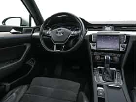 Volkswagen Passat (2015) thumbnail 8