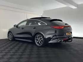 Kia Proceed (2019) thumbnail 5