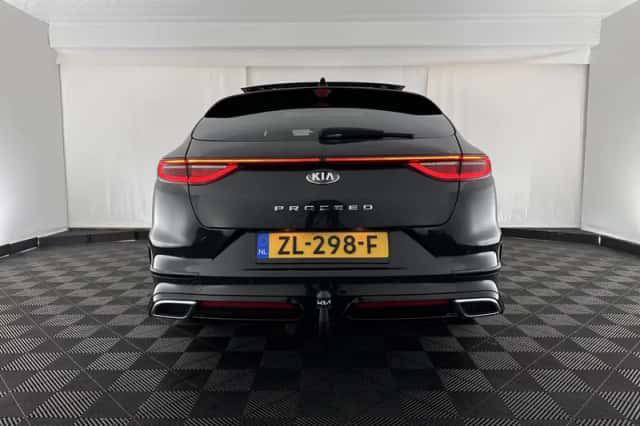 Kia Proceed (2019) thumbnail 6