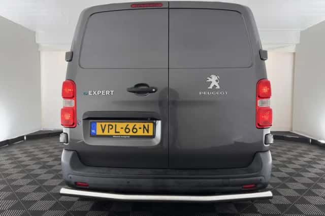 Peugeot E expert (2022) thumbnail 6