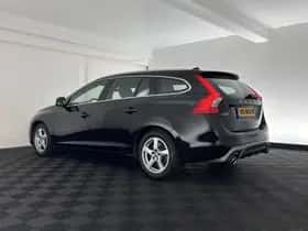 Volvo V60 (2016) thumbnail 5