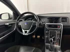 Volvo V60 (2016) thumbnail 8