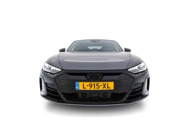 Audi e-tron GT (2021) thumbnail 2