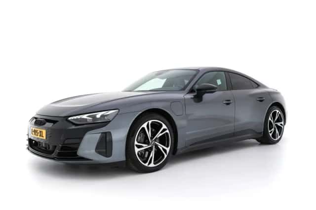 Audi e-tron GT (2021) thumbnail 3