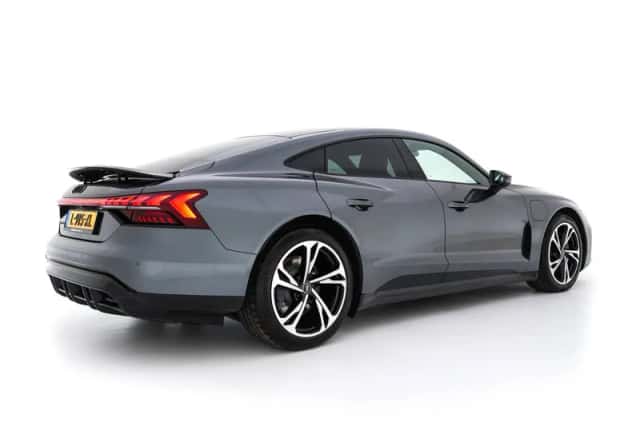 Audi e-tron GT (2021) thumbnail 6