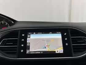 Peugeot 308 (2014) thumbnail 14