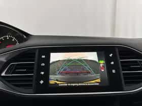 Peugeot 308 (2014) thumbnail 16