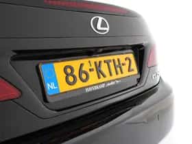 Lexus IS thumbnail 14