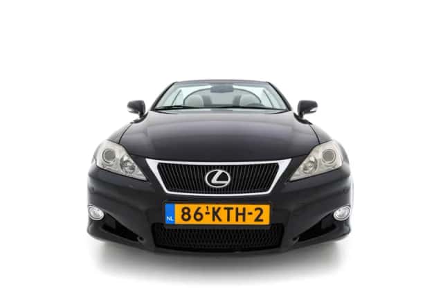 Lexus IS (2010) thumbnail 3