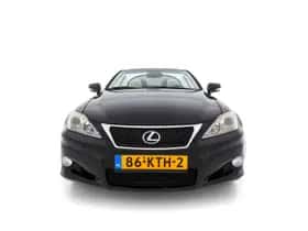 Lexus IS thumbnail 3