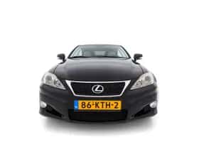 Lexus IS thumbnail 30