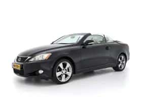 Lexus IS thumbnail 4