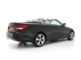 Lexus IS thumbnail 7