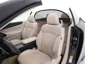 Lexus IS thumbnail 10