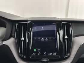 Volvo XC60 (2018) thumbnail 19