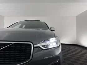 Volvo XC60 (2018) thumbnail 31