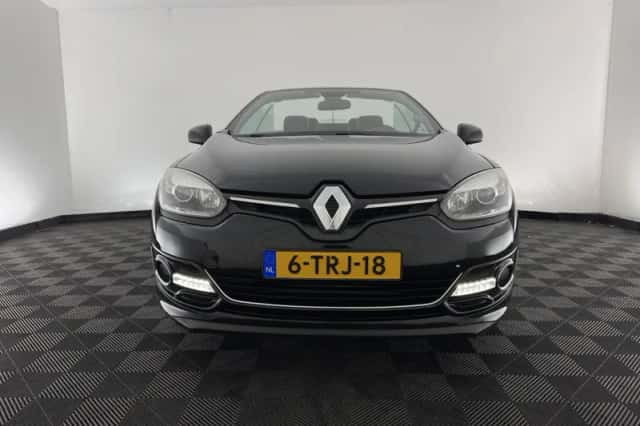 Renault Mégane (2014) thumbnail 3
