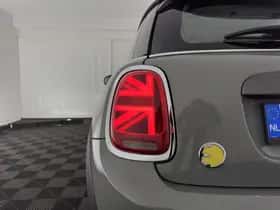 MINI Electric (2020) thumbnail 23