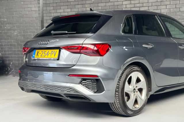 Audi A3 (2021) thumbnail 6