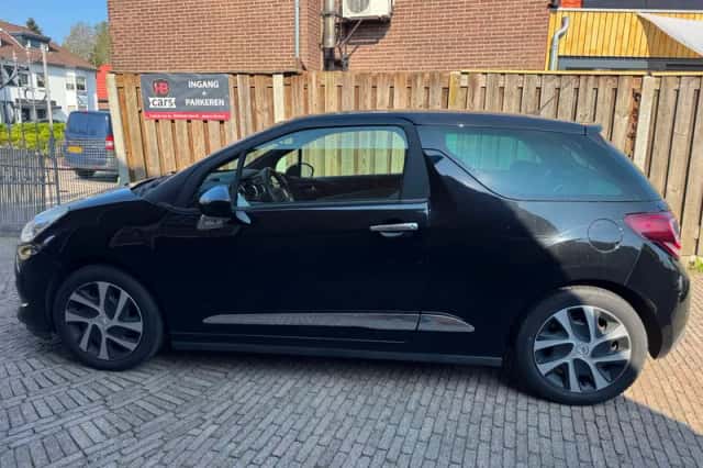 Citroën DS3 (2013) thumbnail 1