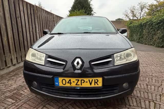 Renault Mégane (2008) thumbnail 4