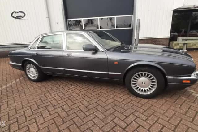Jaguar XJ (1994) thumbnail 1