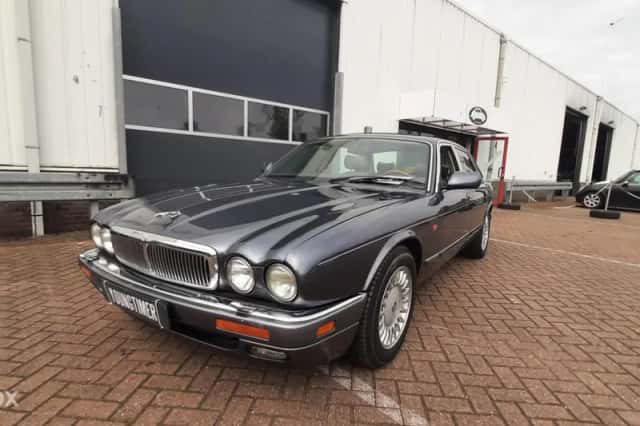 Jaguar XJ (1994) thumbnail 5