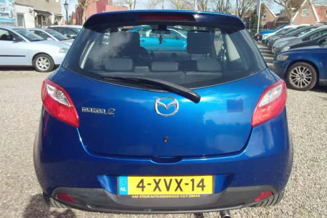 Mazda 2 (2008) thumbnail 4