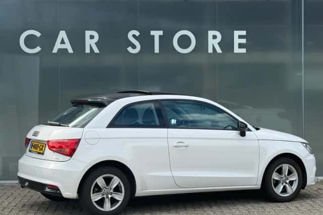 Audi A1 (2016) thumbnail 2