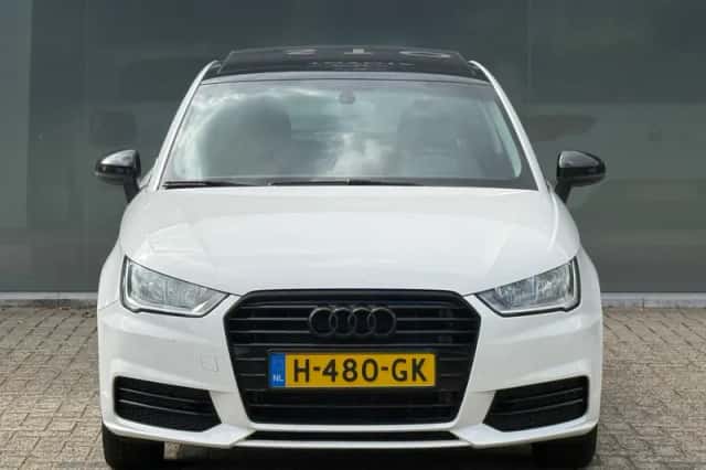 Audi A1 (2016) thumbnail 4