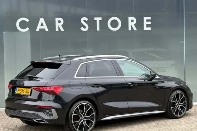 Audi A3 (2022) thumbnail 2