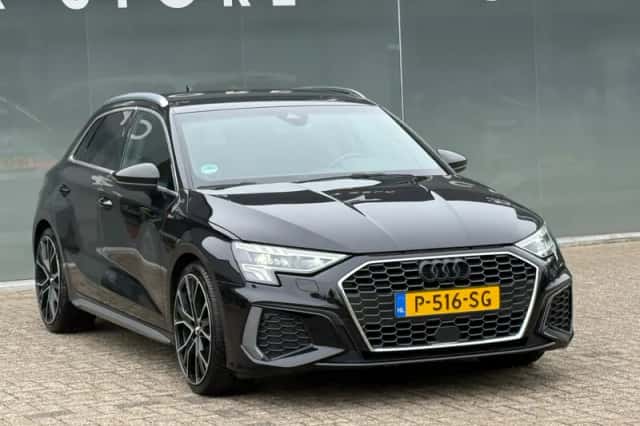 Audi A3 (2022) thumbnail 3