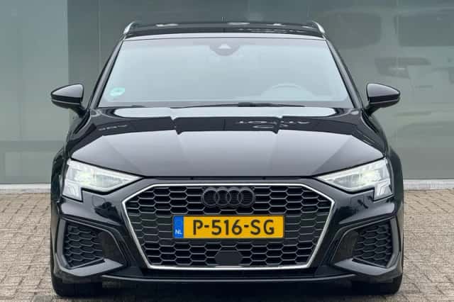 Audi A3 (2022) thumbnail 5