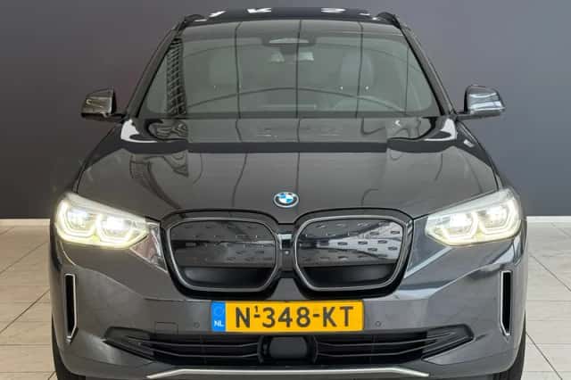 BMW iX3 (2021) thumbnail 5