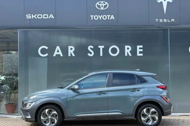 Hyundai Kona (2021) thumbnail 3
