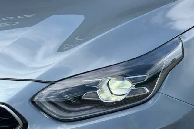 Kia Proceed (2021) thumbnail 3