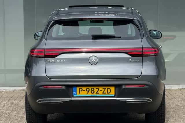 Mercedes-Benz EQC (2022) thumbnail 6