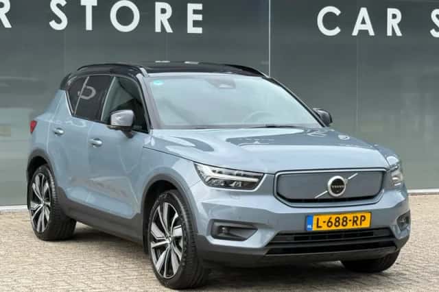 Volvo XC40 (2021) thumbnail 5