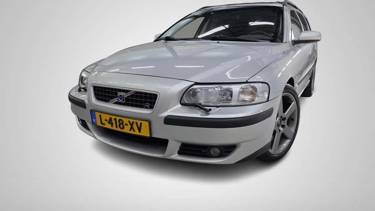 Volvo V70 (2004) — foto 1