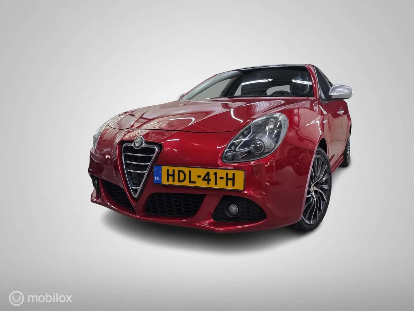 Alfa Romeo Giulietta (2010) — foto 1