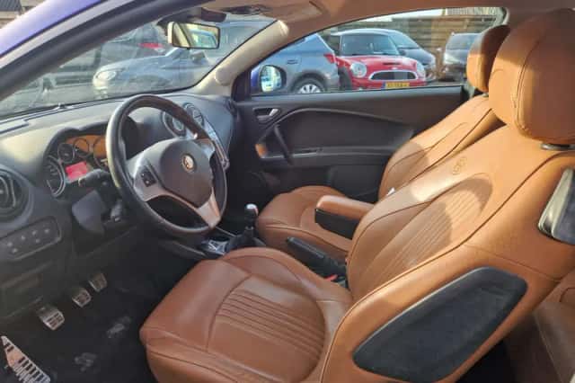 Alfa Romeo Mito (2013) thumbnail 6