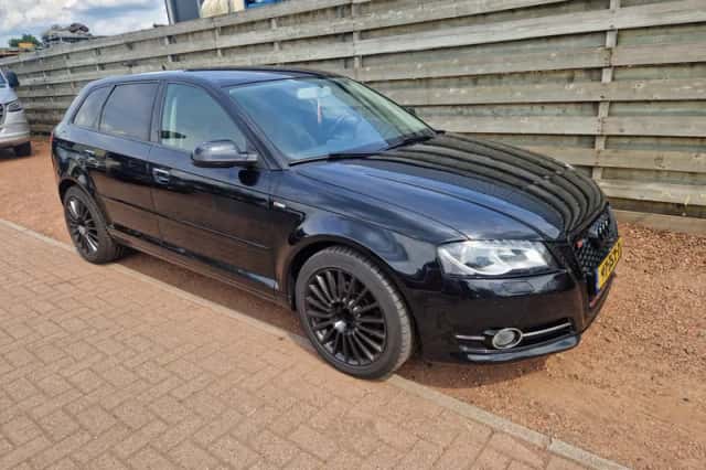 Audi A3 (2013) thumbnail 1