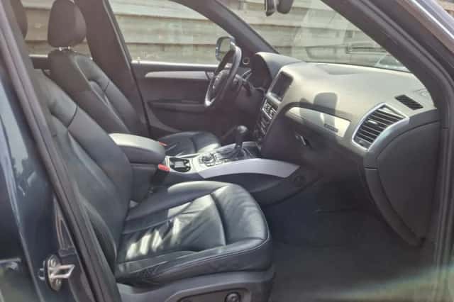 Audi Q5 (2011) thumbnail 3