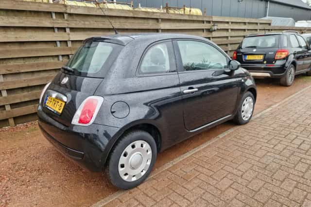 Fiat 500 (2012) thumbnail 2