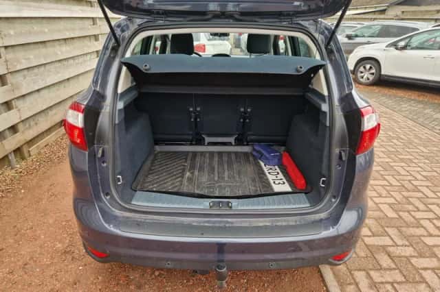 Ford C-Max (2015) thumbnail 5